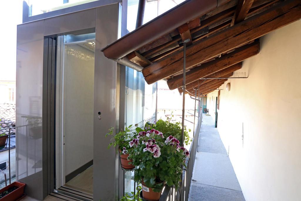 Alba Sui Tetti Apartment Bagian luar foto